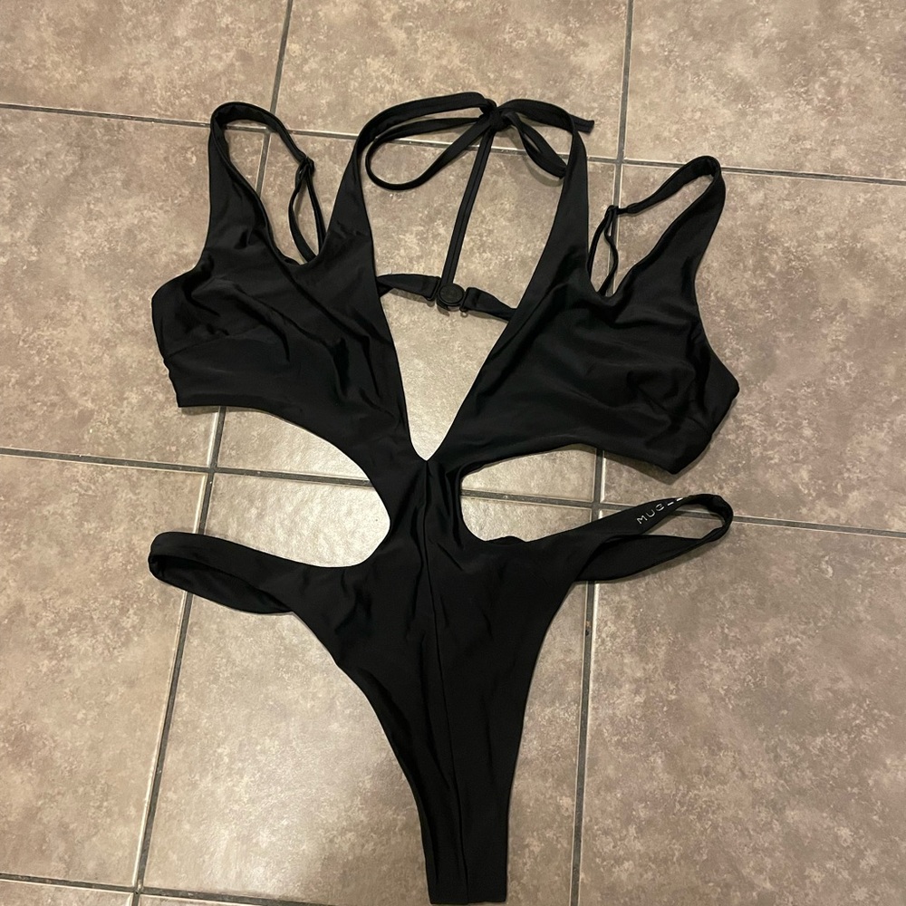 Mugler Swimwear